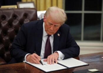 Trump revoga decreto de Biden sobre regulação de Inteligência Artificial